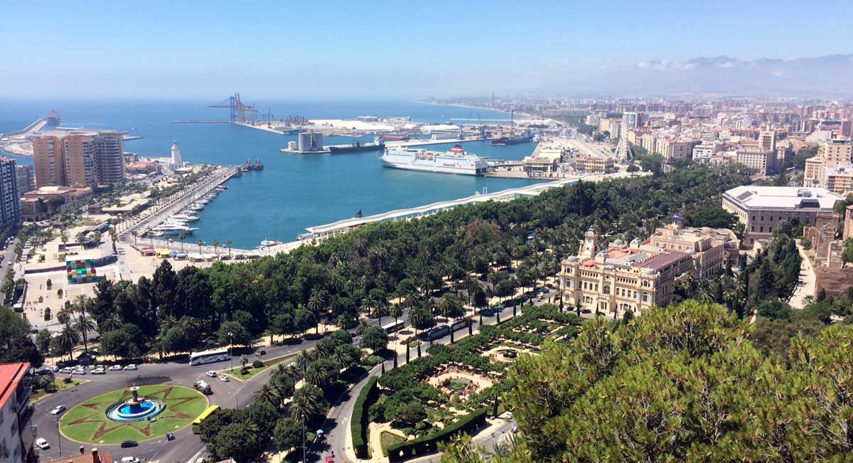 Blick auf Malaga Hafen