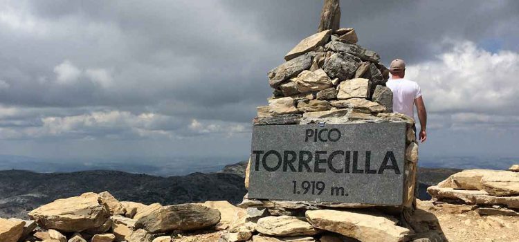 Gipfel des Torrecilla im Naturpark La Sierra de las Nieves